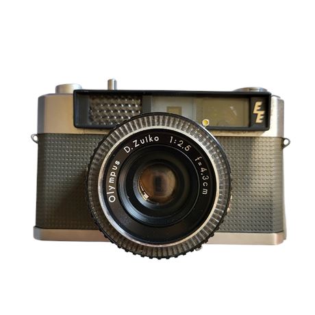 Vintage Olympus EE 35mm Rangefinder camera + Olympus Zuiko 43mm f2.5 lens GC