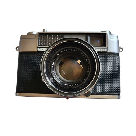 Vintage Yashica Lynx-1000 35mm rangefinder camera + Yashinon 45mm 1:1.8 lens GC