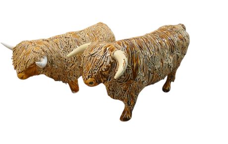 TWO LARGE VINTAGE SPAGHETTI HIGHLAND CATTLE COW & BULL