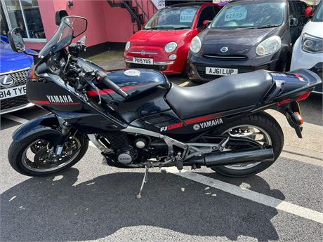 1987 Yamaha FJ 1200 Motorbike