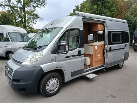 2 Berth (Rear Lounge) Motorhome 2 Beth (Rear Lounge/Two single Beds) Motorhome