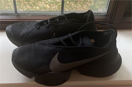 Nike Air Zoom SuperRep 2 trainers, Size 9