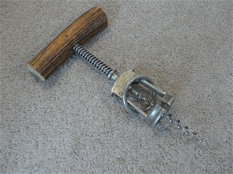 VINTAGE SPRING TYPE CORKSCREW WITH ANTLER HANDLE VGC