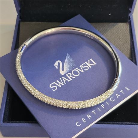 Vintage SWAROVSKI Rhodium-plated bangle / bracelet white stones BOX VGC