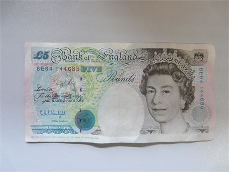 Older Type Queen Elizabeth II 5 note