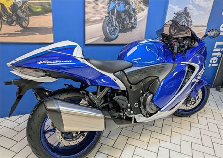 Suzuki GSX1300R HAYABUSA 1300 CONSTANT MESH by Haslemere Motorcycles