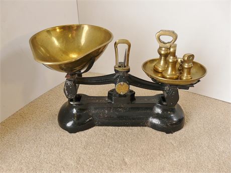 LARGE SET OF ANTIQUE WEIGHING SCALES BY LIBRA SCALE CO ENGLAND