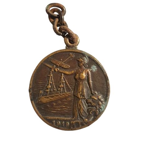Antique 1919 WW1 Commemorative Peace Miniature Medallion Copper GC